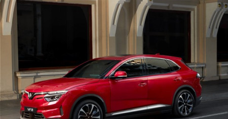 Chuyển sang VF 8, chủ xe sướng vì vượt cao tốc nhẹ như bay, tiết kiệm tới 6
triệu đồng mỗi tháng