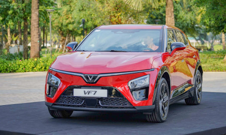 VinFast VF 7 điều chỉnh động cơ, giá